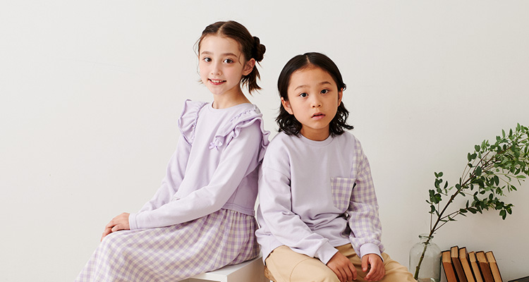 こどもたちの 好き をつめこんだ毎日をもっとトクベツに優しい笑顔になれる服をご提案します。